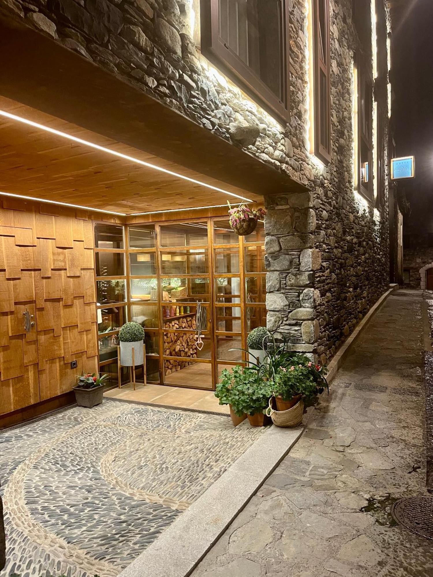 Hotel La Neu Benasque Esterno foto
